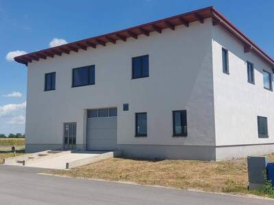 Gewerbeobjekt kaufen in 2304 Orth