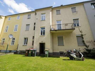 Altbauwohnung mit Balkon kaufen in 8020 Graz (Bild 2)
