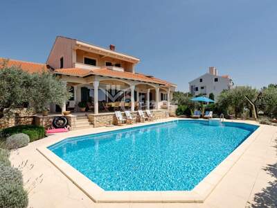 Haus kaufen in 23000 Kožino (Bild 3)