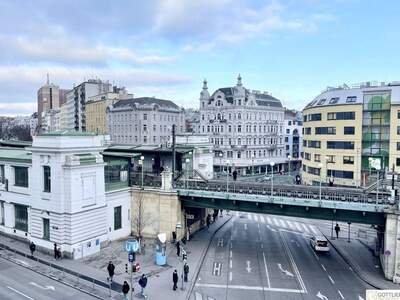 Altbauwohnung mit Balkon kaufen in 1150 Wien (Bild 1)