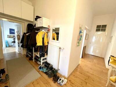 Altbauwohnung mit Balkon mieten in 8010 Graz (Bild 4)