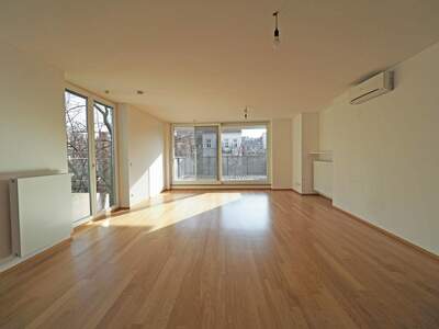 Altbauwohnung mieten in 1040 Wien