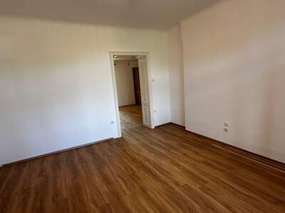 Altbauwohnung mit Balkon mieten in 3382 Loosdorf (Bild 3)