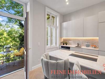 Altbauwohnung mit Balkon kaufen in 1140 Wien (Bild 2)