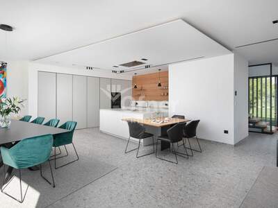 Haus kaufen in 23206 Sukošan (Bild 3)