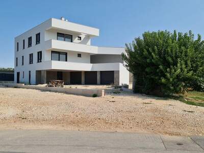 Eigentumswohnung in 23206 Sukošan (Bild 1)