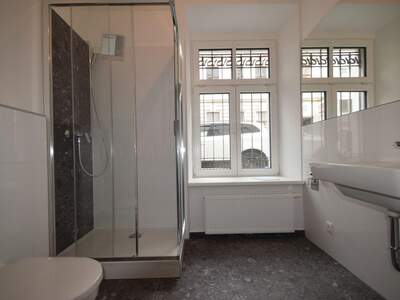 Altbauwohnung kaufen in 1150 Wien (Bild 5)