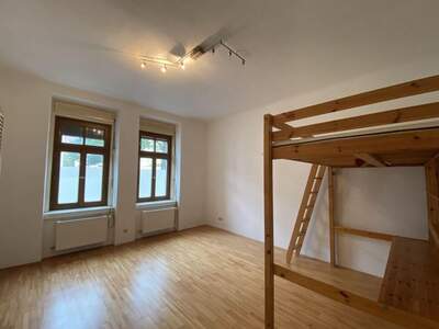 Altbauwohnung mieten in 8010 Graz (Bild 1)