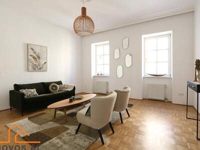 Altbauwohnung mit Balkon kaufen in 1070 Wien 7. (Bild 1)