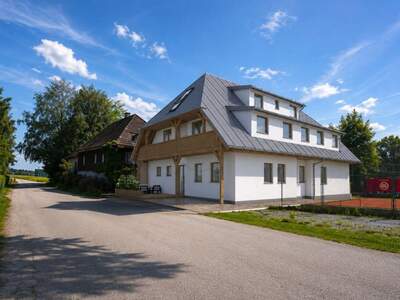 Wohnung mit Balkon kaufen in 38279 Frymburk (Bild 2)