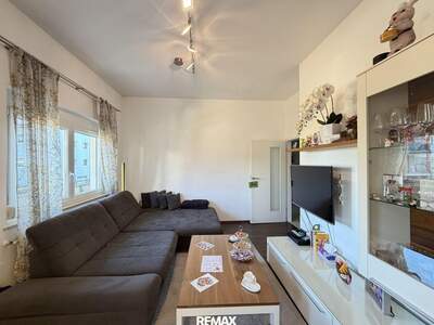 Altbauwohnung mit Balkon kaufen in 9073 Klagenfurt (Bild 1)