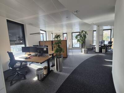 Gewerbeobjekt mieten in 5101 Bergheim (Bild 1)