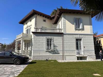 Haus kaufen in 33100 Udine (Bild 2)