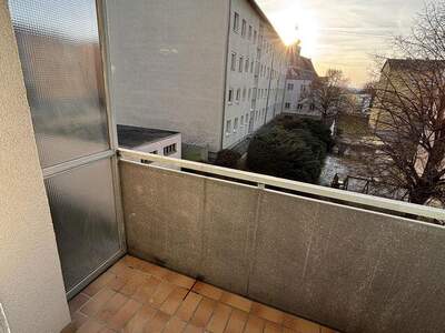 Terrassenwohnung mieten in 4470 Enns (Bild 2)