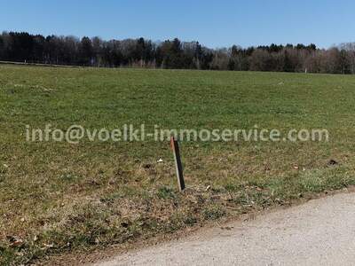 Grundstück kaufen in 5166 Perwang