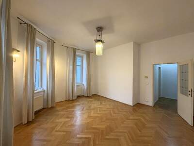 Altbauwohnung kaufen in 1180 Wien (Bild 1)