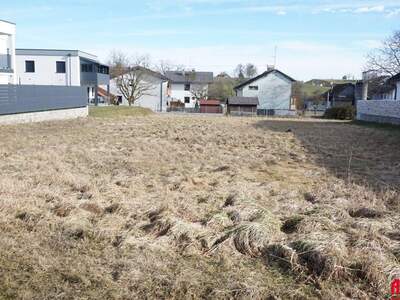 Grundstück kaufen in 4910 Ried