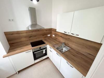 Altbauwohnung mit Balkon mieten in 8020 Graz (Bild 5)