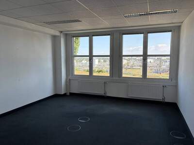 Gewerbeobjekt mieten in 2320 Schwechat