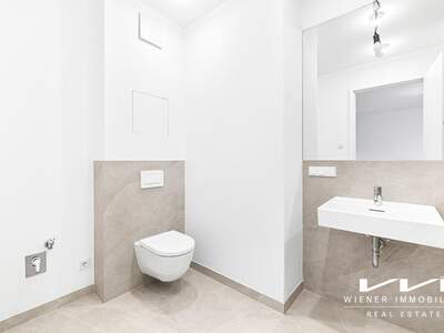 Altbauwohnung mit Balkon kaufen in 1040 Wien (Bild 5)
