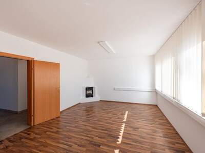 Gewerbeobjekt mieten in 4664 Oberweis (Bild 2)