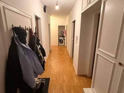 Altbauwohnung mit Balkon mieten in 9020 St. Martin (Bild 4)