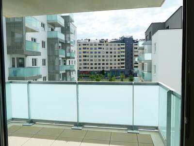 Wohnung mit Balkon mieten in 1100 Bloch (Bild 2)