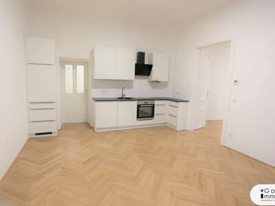 Altbauwohnung mit Balkon kaufen in 1100 Wien (Bild 1)