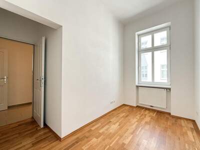 Altbauwohnung kaufen in 1100 Wien (Bild 2)