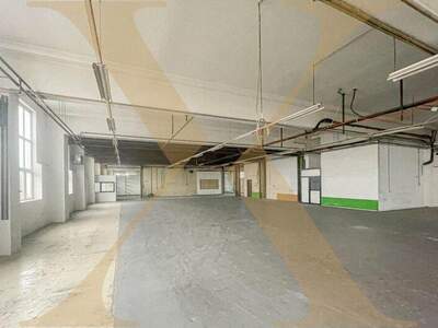 Halle / Lager / Produktion mieten in 4470 Enns