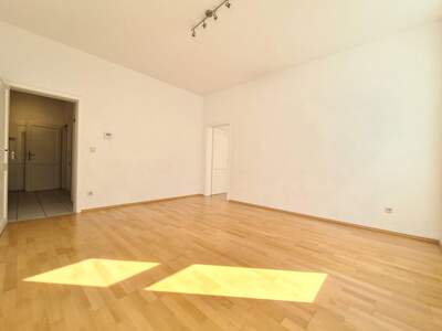 Altbauwohnung kaufen in 1160 Wien (Bild 2)