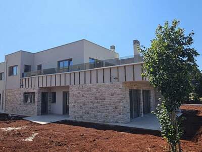 Eigentumswohnung in 52470 Umag (Bild 2)