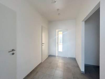 Haus in 4800 Attnang (Bild 3)