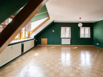 Dachgeschosswohnung mieten in 4501 Neuhofen
