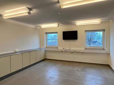 Gewerbeobjekt mieten in 5202 Pfongau