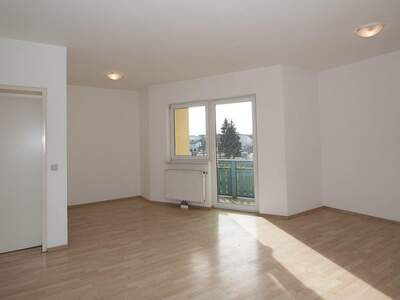 Wohnung mit Balkon mieten in 4910 Ried (Bild 1)