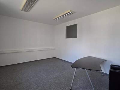 Gewerbeobjekt mieten in 1140 Wien