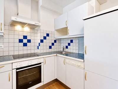 Altbauwohnung kaufen in 9210 Pörtschach (Bild 1)
