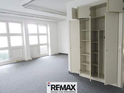 Gewerbeobjekt mieten in 1140 Wien (Bild 2)