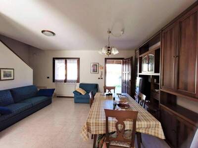 Haus mit Garten kaufen in 33043 Cividale (Bild 2)