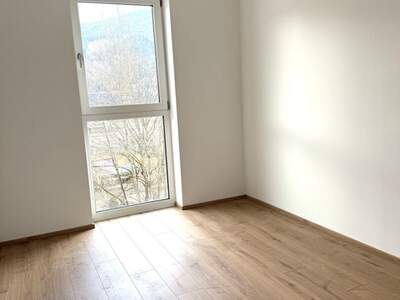 Altbauwohnung mit Balkon mieten in 8680 Mürzzuschlag (Bild 3)