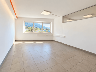 Gewerbeobjekt mieten in 6176 Völs