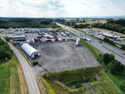 Gewerbegrundstück mieten in 4663 Laakirchen