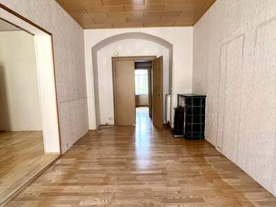 Altbauwohnung kaufen in 8020 Graz (Bild 1)
