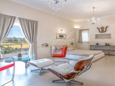 Haus mit Garten kaufen in 74015 Martina Franca (Bild 5)