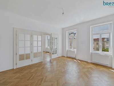 Altbauwohnung mit Balkon mieten in 1090 Wien (Bild 2)