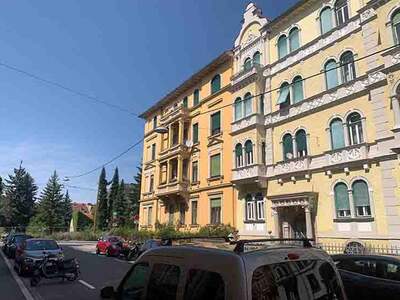 Altbauwohnung mit Balkon mieten in 8010 Graz (Bild 2)