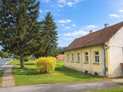Grundstück kaufen in 2126 Ladendorf