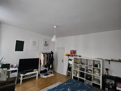 Altbauwohnung mieten in 1050 Wien