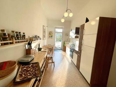 Altbauwohnung mit Balkon mieten in 8010 Graz (Bild 5)